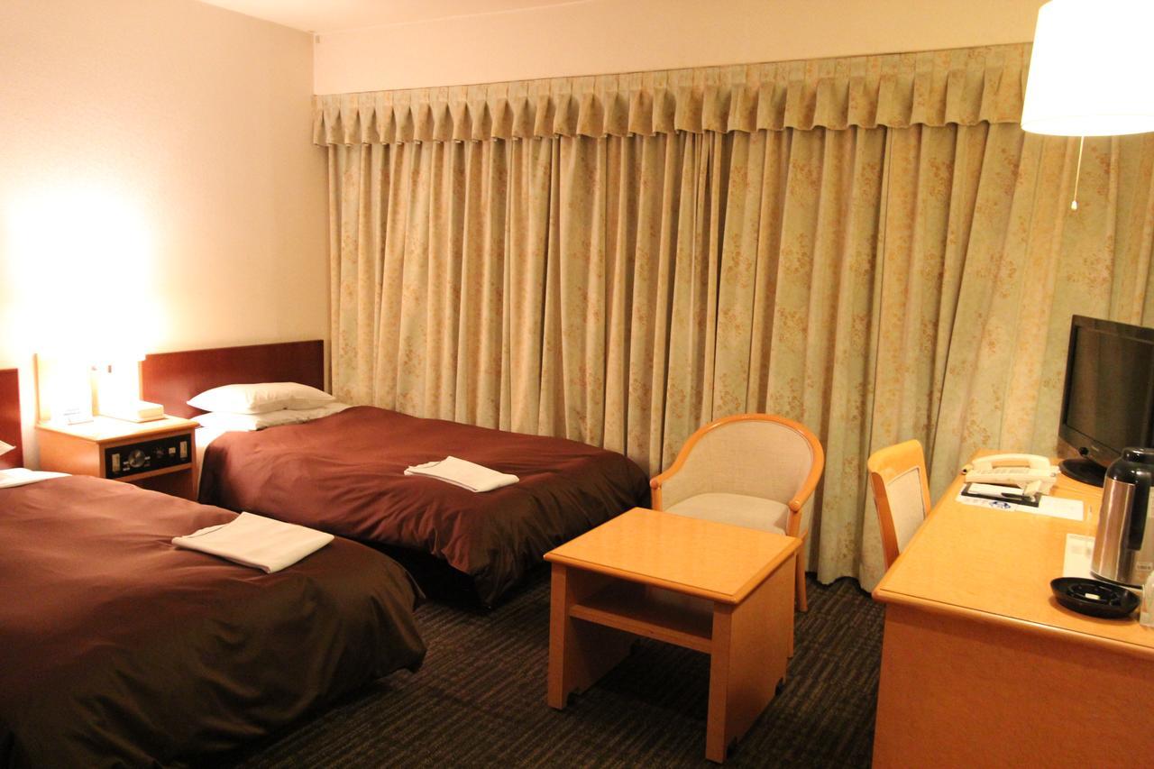Hotel New Gaea Oitaekimae Eksteriør billede